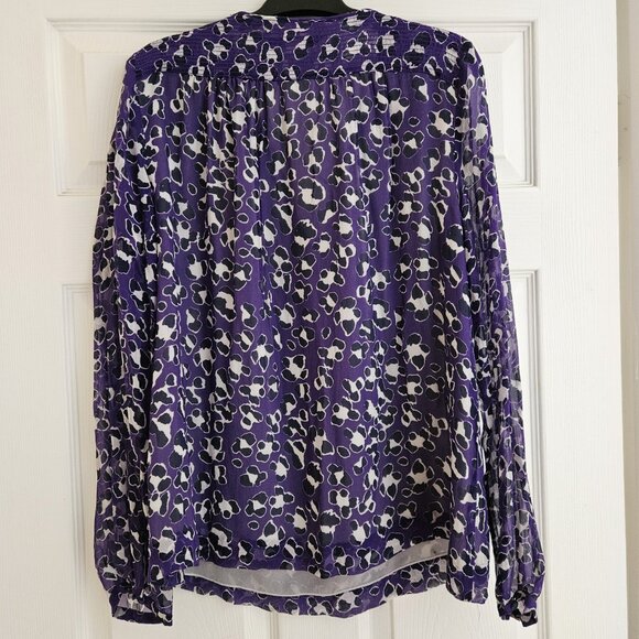 💜Diane von Furstenberg “Jana” Blouse – Sheer Perfection with Silk Lining - Picture 4 of 11